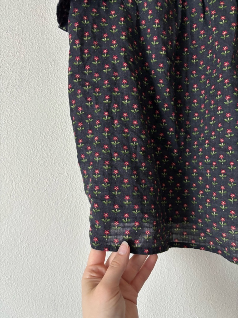 Sezane Florencina Black Red Cotton Cottagecore Ruffle Floral Blouse Size 46/XXXL - Picture 8 of 9